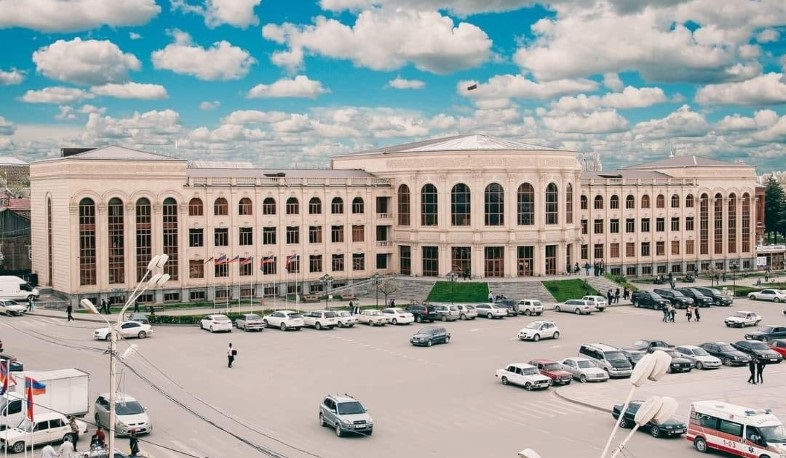 Գյումրիում ընդդիմադիր երկու ուժ հայտարարել է ավագանիում Վարդան Ղուկասյանին սատարելու մասին