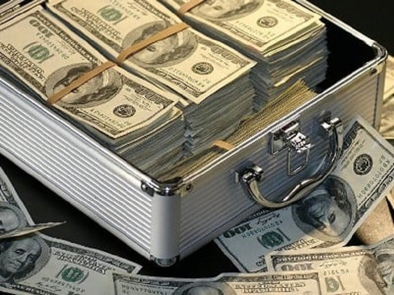 Number of dollar billionaires in Russia sets new record: Forbes