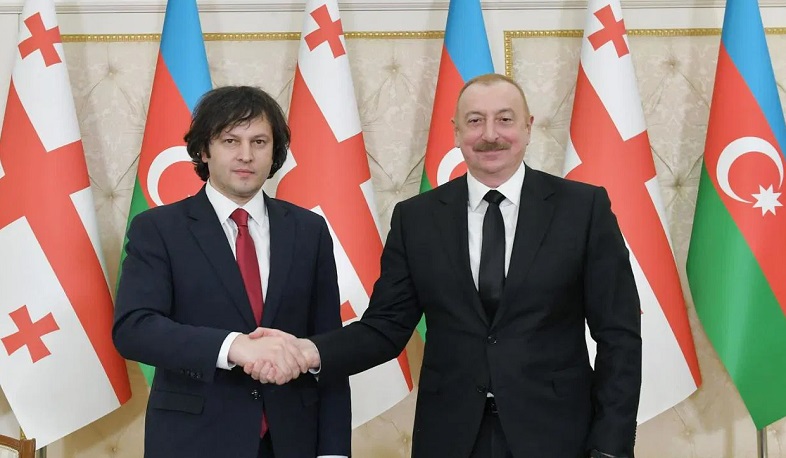Kobaxidze və Əliyev vurğulayıblar ki, Cənubi Qafqazın problemləri region ölkələri tərəfindən həll edilməlidir