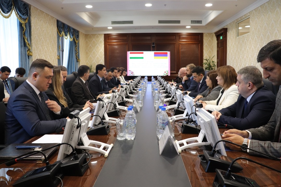 Տնտեսական հարցերով միջկառավարական հանձնաժողովի նիստում տեղեկատվություն է փոխանակվել Հայաստանի և Տաջիկստանի ներդրումային միջավայրի վերաբերյալ