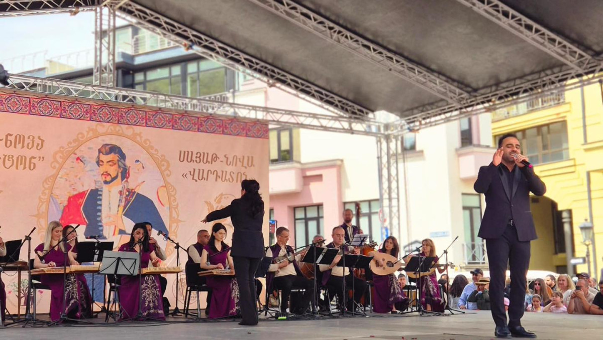 Թբիլիսիում նշվել է Սայաթ-Նովային նվիրված 111-րդ Վարդատոնը