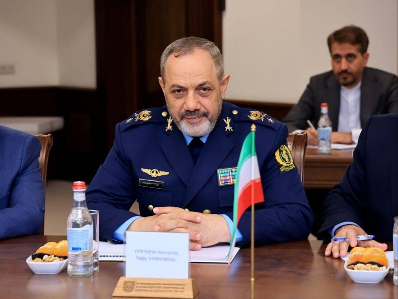 İranın qonşuluq siyasətində Ermənistanın xüsusi yeri var: general Əziz Nəsirzadə