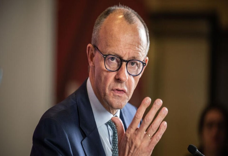 Ukraine can attack, for example, on Russian military facilities for protection: Mertz