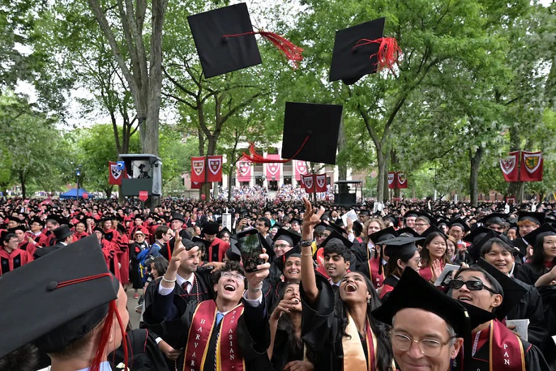 Federal judge extends order blocking Trump administration ban on foreign students at Harvard