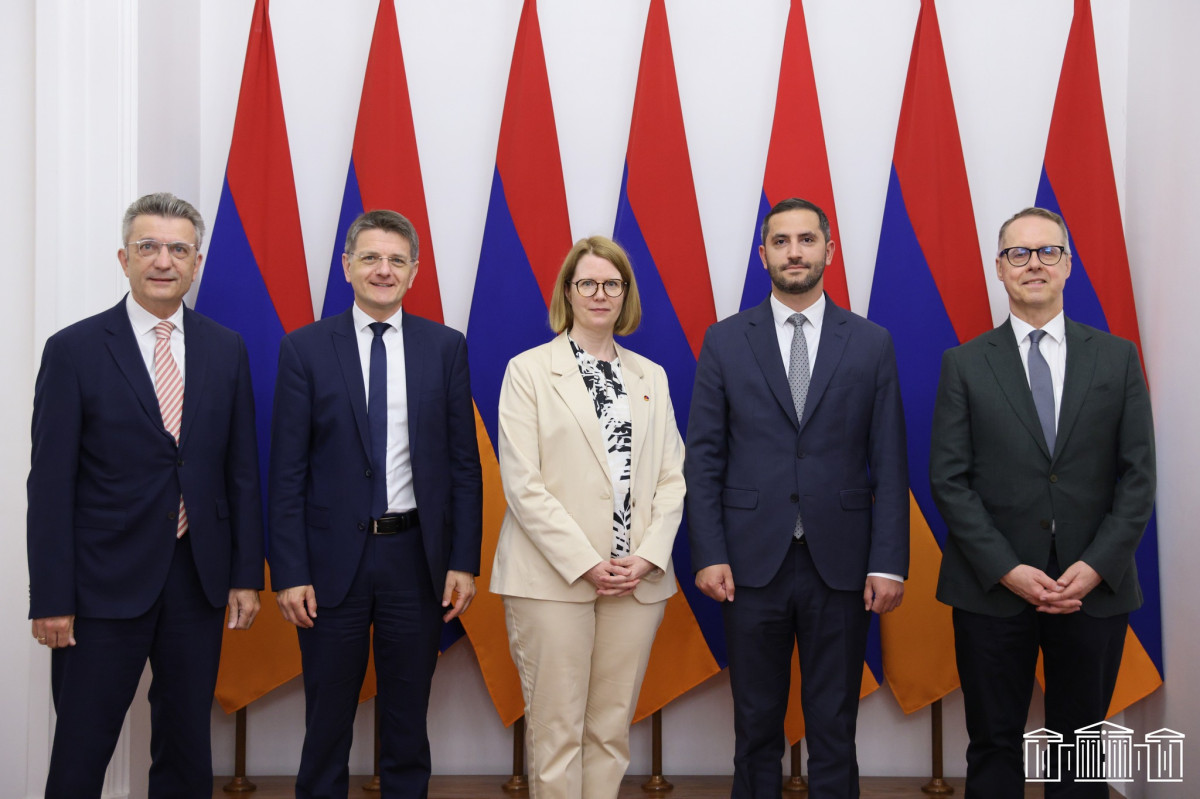 Ruben Rubinyan receives delegation of Federal Foreign Office of FRG