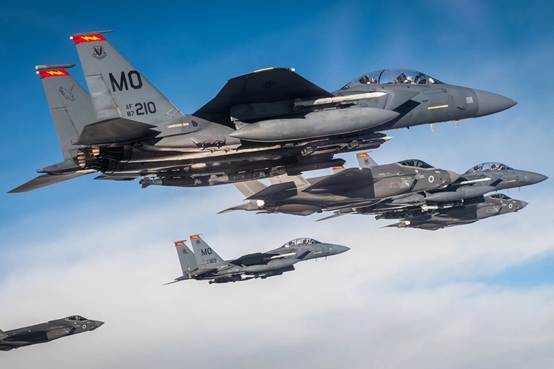 Israeli strikes on Iranian territory continue