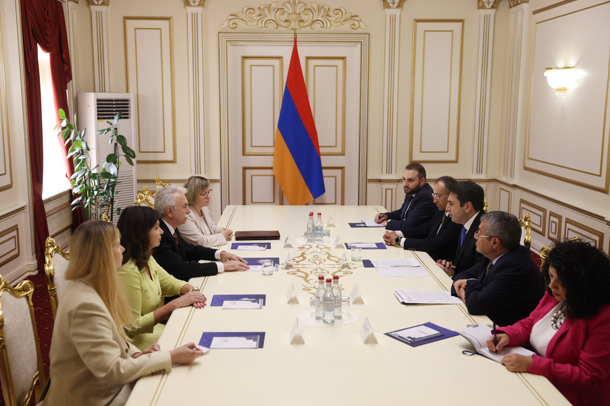 ՀՀ ԱԺ նախագահը և Լատվիա-Հայաստան բարեկամական խմբի ղեկավարը քննարկել են միջխորհրդարանական կապերի զարգացմանն առնչվող հարցեր