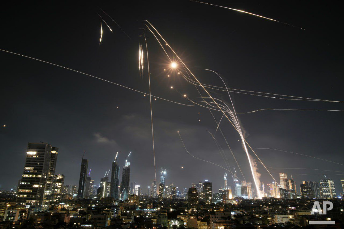 Iranian missiles hit Israeli Defense Ministry building twice