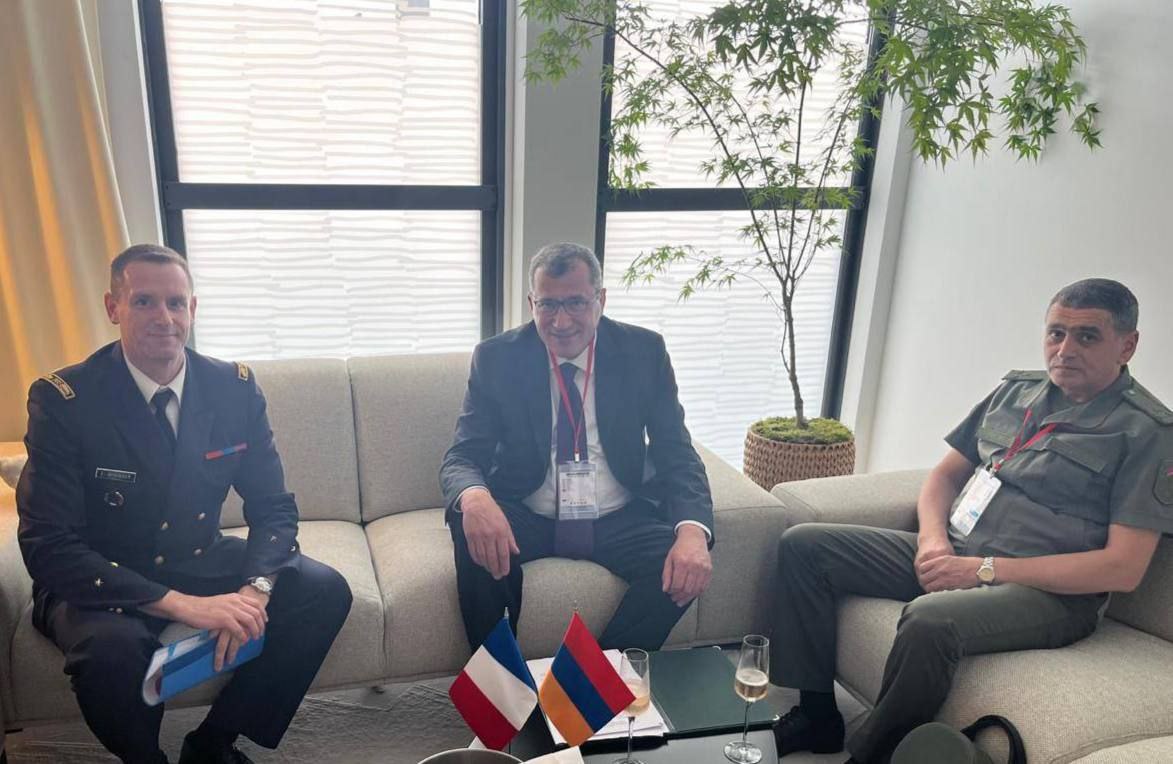 ՀՀ պաշտպանության նախարարի տեղակալի գլխավորած պատվիրակությունը Ֆրանսիայում մասնակցում է Paris Air Show ռազմաավիացիոն ցուցահանդեսին