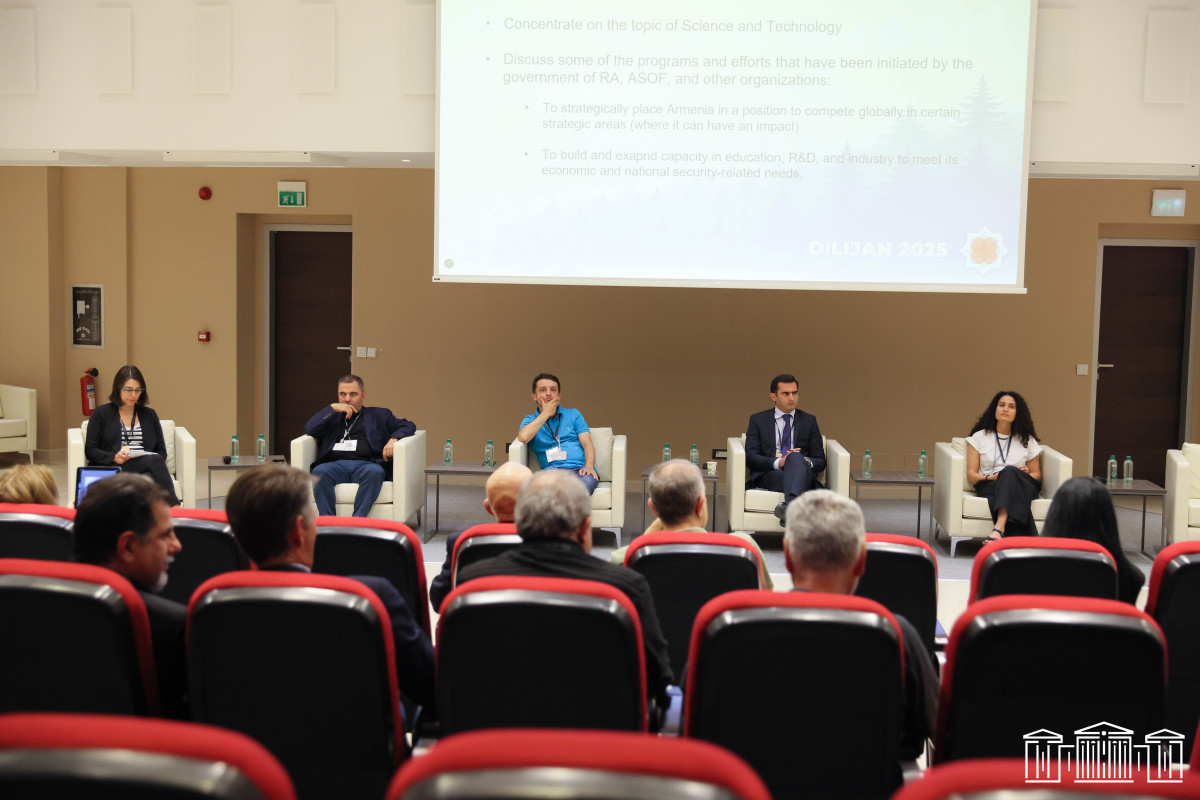Հակոբ Արշակյանը մասնակցել է Հայ մշակութային և գիտական ընկերակցության ամենամյա համաժողովին
