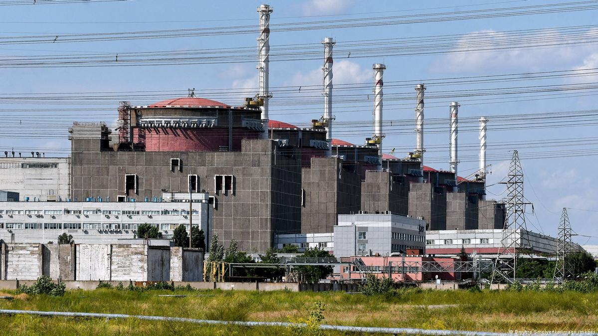 Power cut for a time to Ukraine's Zaporizhzhia nuclear plant; Kyiv blames Russian strike