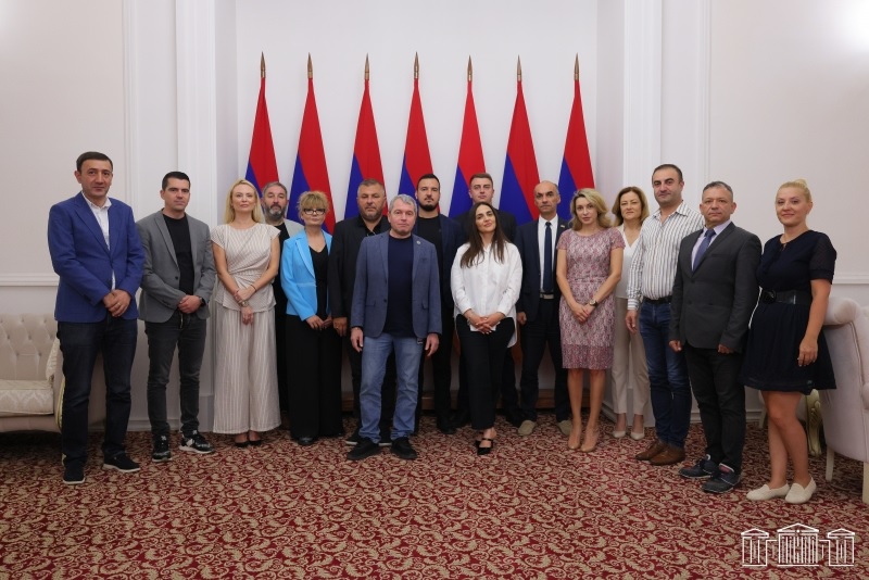 Խորհրդարանում Բուլղարիա-Հայաստան բարեկամական խմբի հետ քննարկվել է ՀՀ-ԵՄ շրջանակում Բուլղարիայի հետ փոխգործակցության հարցը
