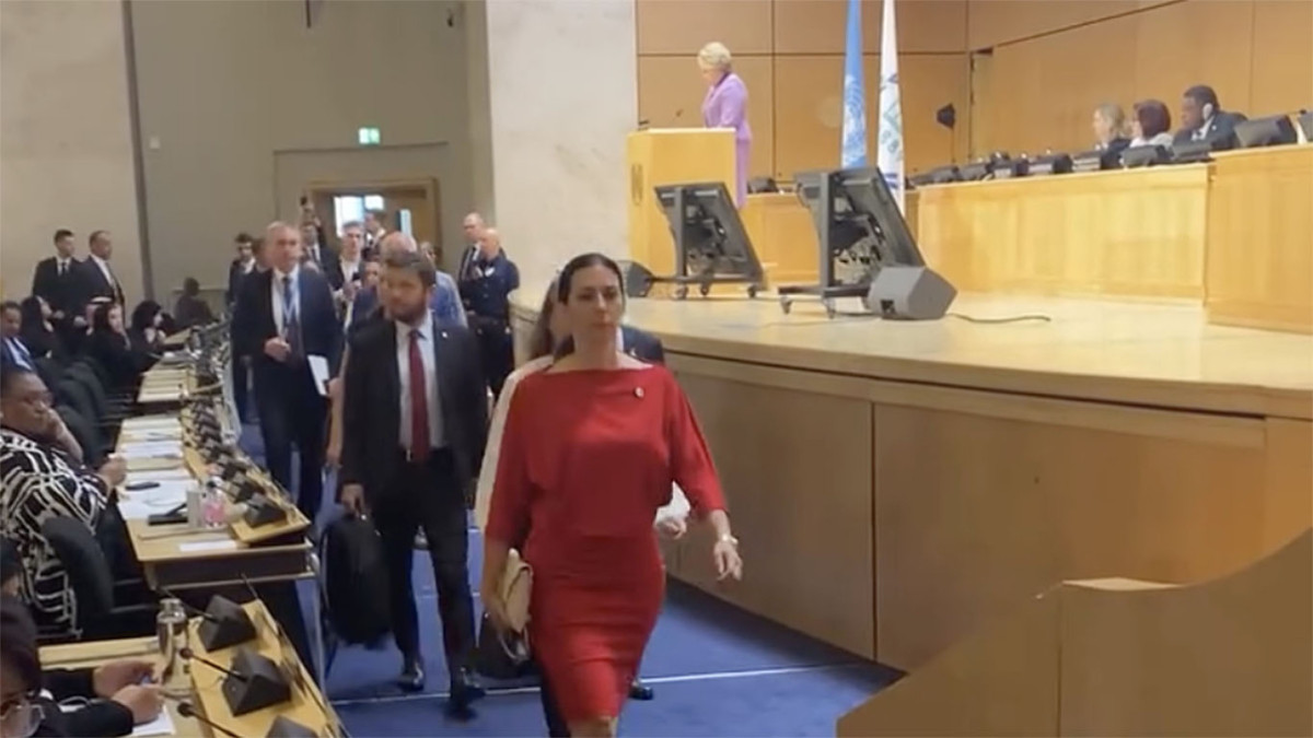 EU lawmakers walk out during Matviyenko’s address in Geneva