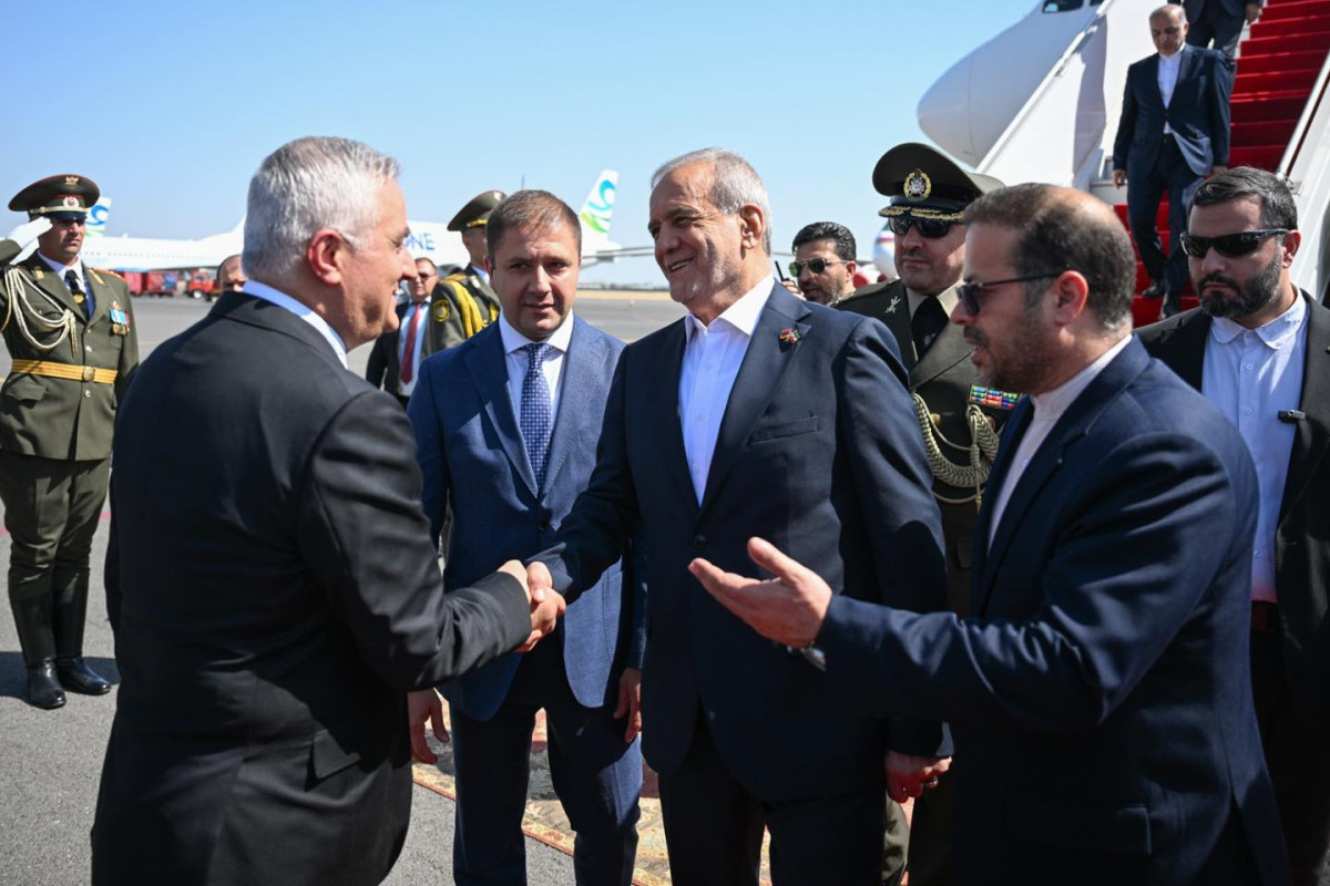 Իրանի նախագահը պաշտոնական այցով ժամանեց Հայաստան