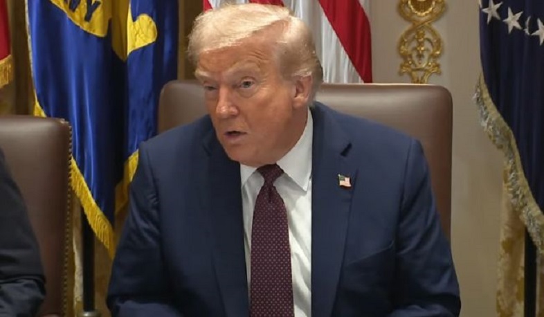Трамп назвал «чушью» позицию РФ о легитимности Зеленского