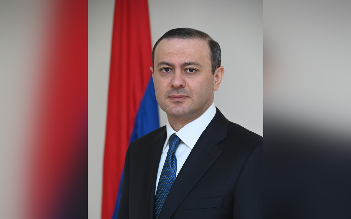 Армен Григорян с рабочим визитом отбудет в Париж