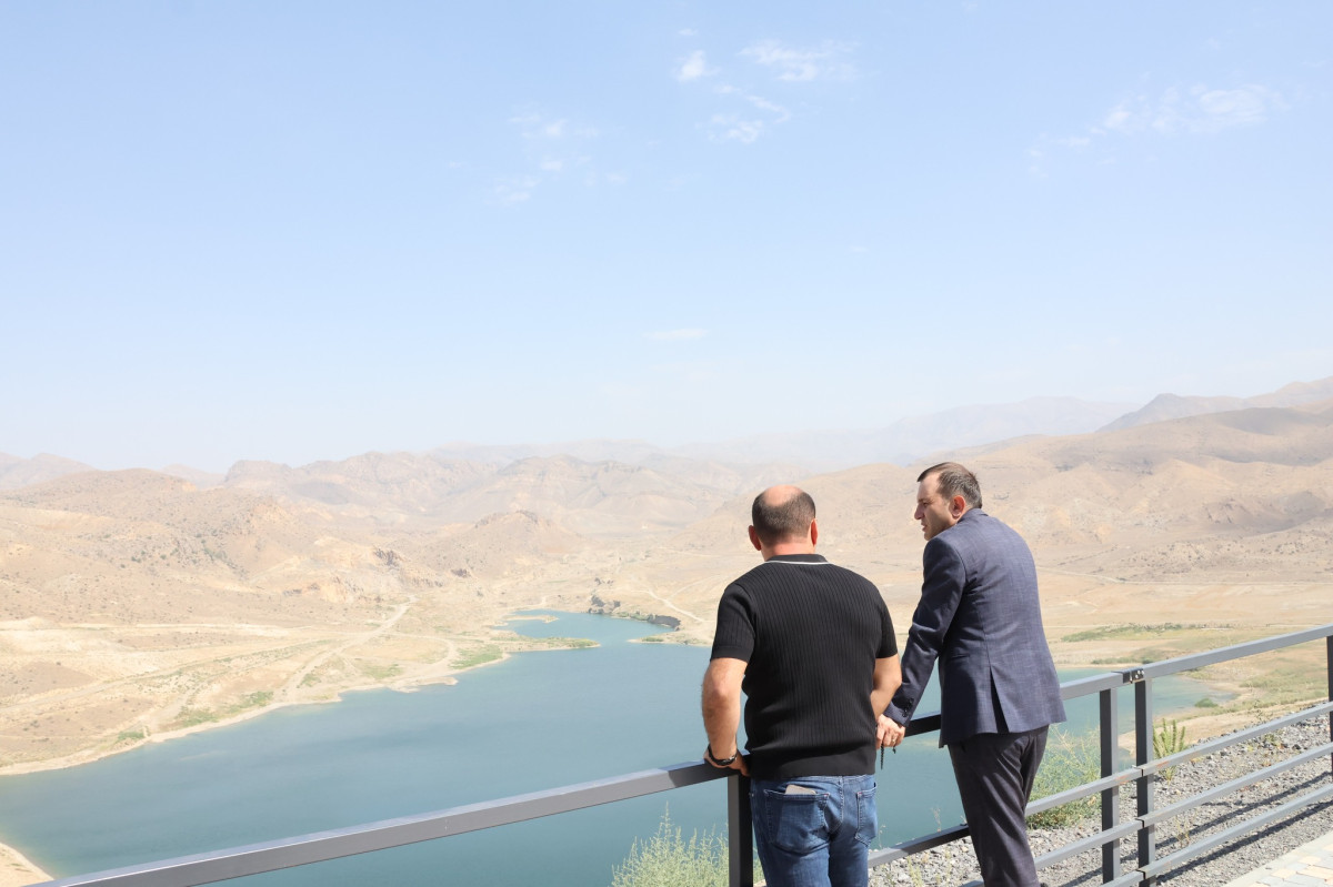 ԲԸՏՄ ղեկավարն այցելել է Վեդու ջրամբար և FPWC-ի Ուրցաձորի կենդանիների ապաստարան