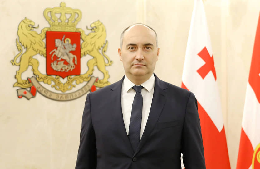 Վրաստանի պաշտպանության նախկին նախարարը կալանավորվել է