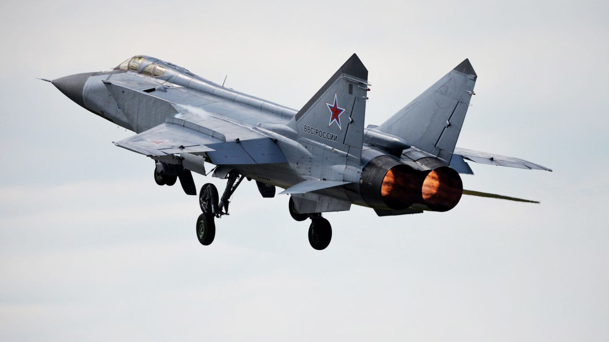 Три российских истребителя МиГ-31 нарушили границу Эстонии: МИД Эстонии