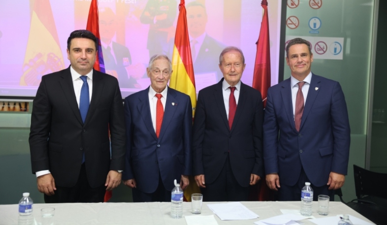 Alen Simonyan meets with leadership of FESEI Foundation for Strategic and International Studies