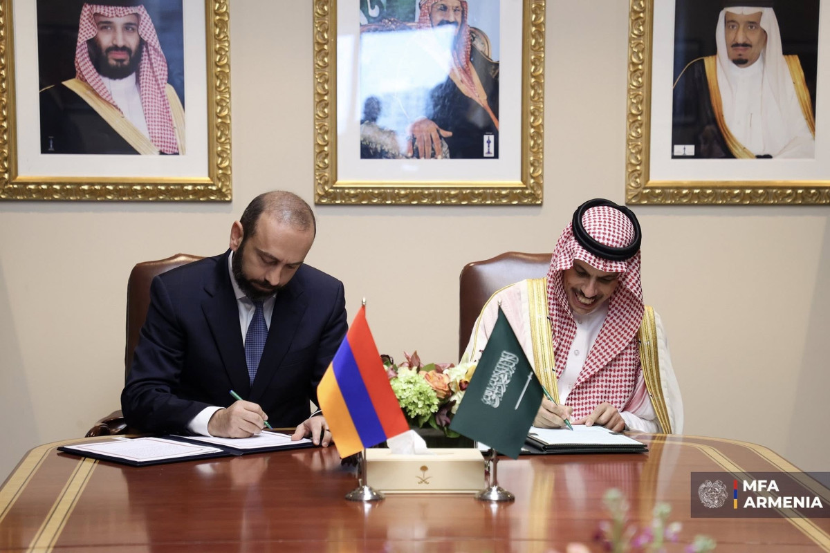 Armenian and Saudi Foreign Ministers sign Memorandum of Understanding on Political Consultations