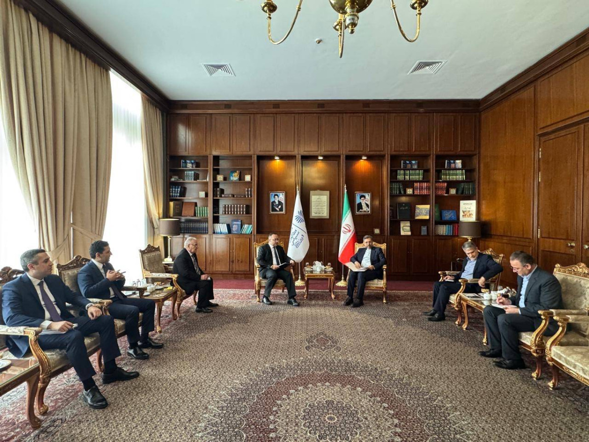 Meeting of Secretary General of Foreign Ministry of Armenia with Deputy Foreign Minister of Iran and Head of Center for Political and International Studies of Ministry of Foreign Affairs