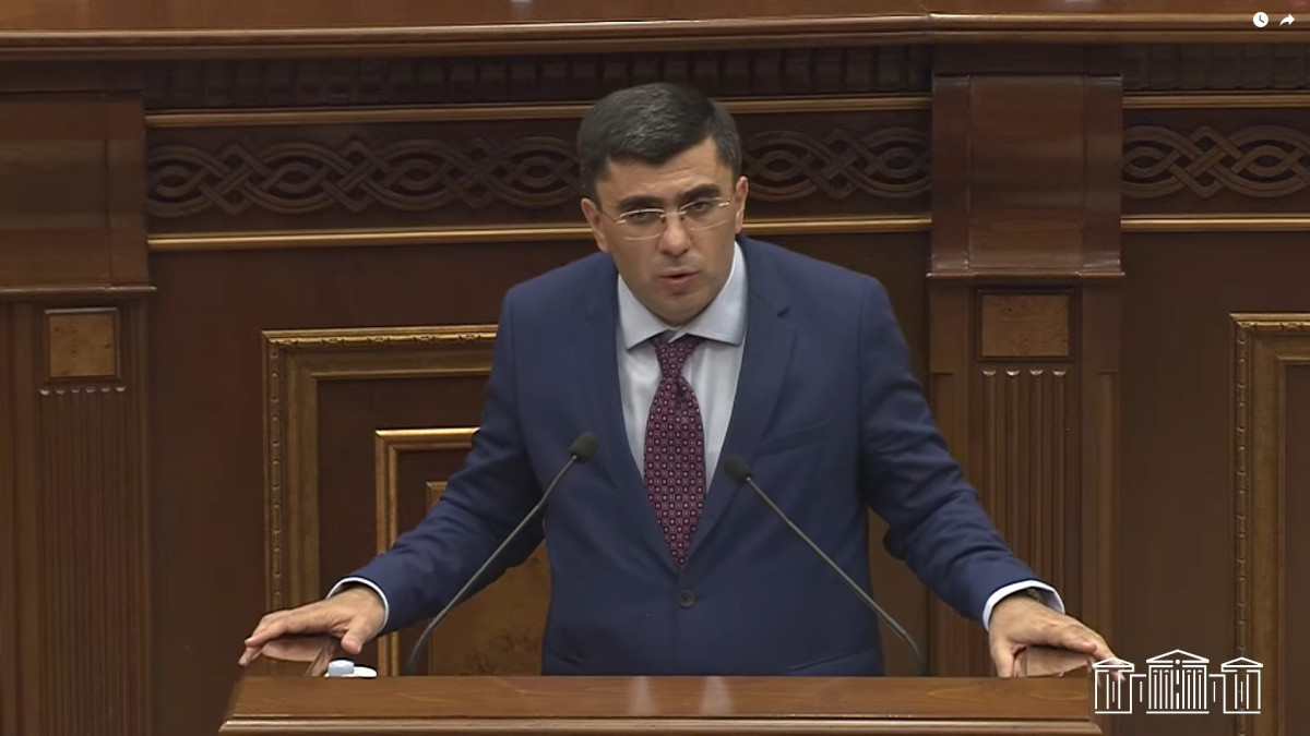 ԱԺ-ն քննարկում է Կենտրոնական բանկի խորհրդի անդամի պաշտոնում Արմեն Քթոյանի թեկնածությունը