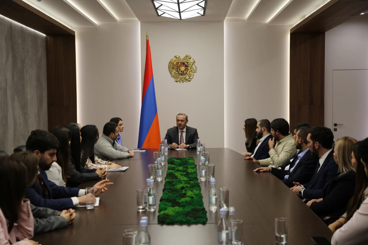 ԱԽ քարտուղարը և ՀՀ պետկառավարման ակադեմիայի մագիստրանտները քննարկել են անվտանգության ոլորտում իրականացվող բարեփոխումները
