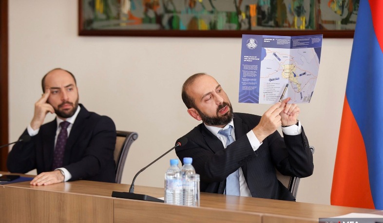 Միրզոյանը Հայաստան այցելած լրագրողներին և փորձագետներին ներկայացրել է հաղորդակցությունների ապաշրջափակման հարցում ՀՀ տեսլականը