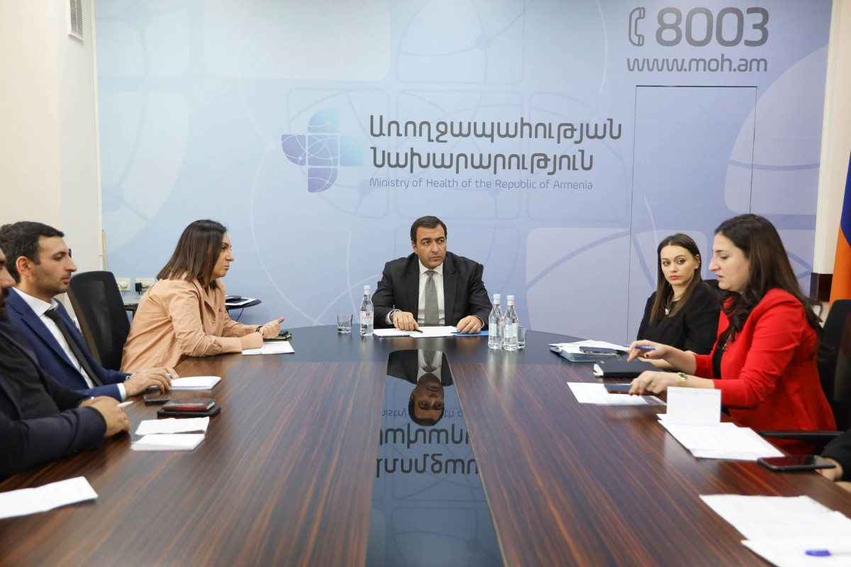 Արմեն Գասպարյանը Արագածոտնում բուժկազմակերպությունների ղեկավարների հետ հանդիպմանը կարևորել է կեսարյան հատման ցուցանիշի նվազման միտումը