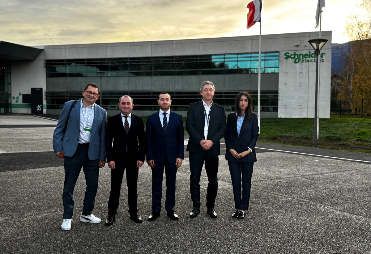ՀՀ ԲՏԱ նախարարը Schneider Electric-ում քննարկել է «կանաչ» տեխնոլոգիաների և ավտոմատացման համագործակցությունը
