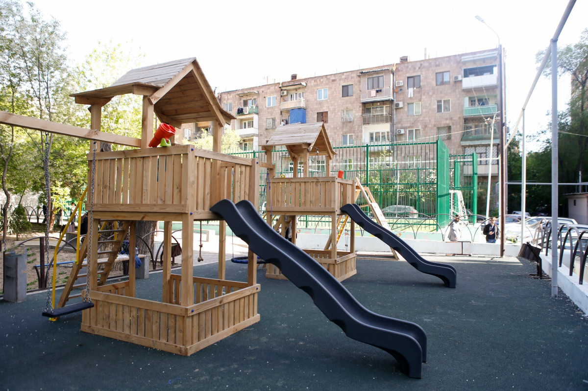 Ավելի քան 130 բարեկարգ բակային տարածքներ Երևանում՝ 2025-ի այս աշխատանքներն իրենց ծավալով աննախադեպ են. Տիգրան Ավինյան