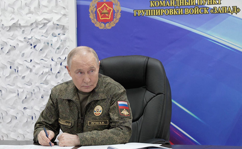 В Константиновке бои идут уже внутри населенного пункта: Путин