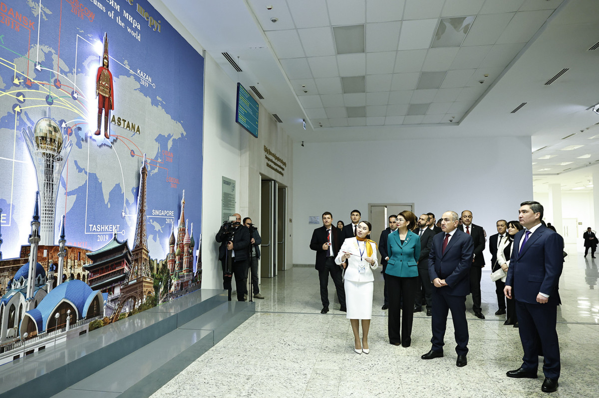 Prime Minister Pashinyan visits National Museum of Kazakhstan