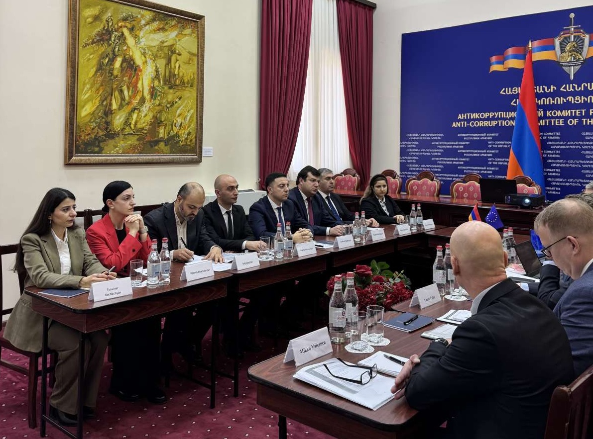 Armen Asatryan presented specifics of investigation into corruption-related criminal acts to delegation of EU Visa Liberalization Action Plan Evaluation Mission