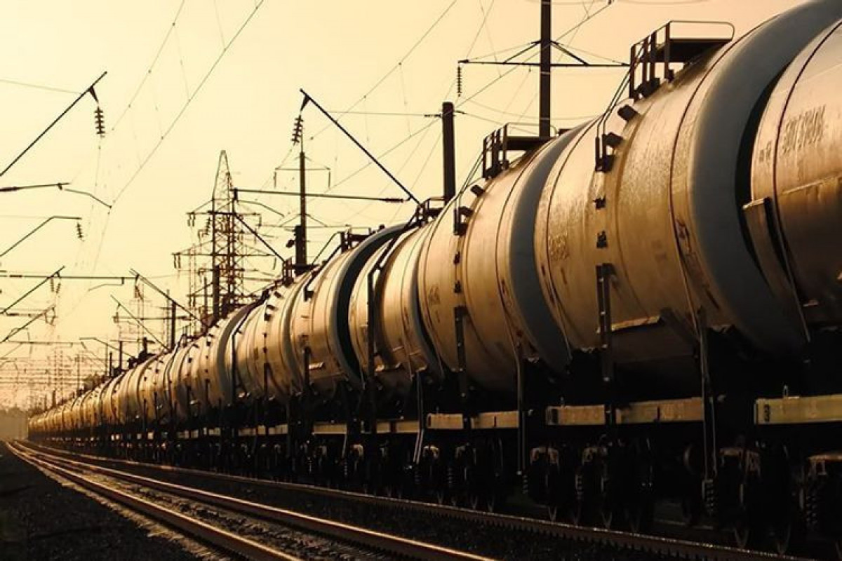 Начался экспорт нефтепродуктов из Азербайджана в Армению: APA