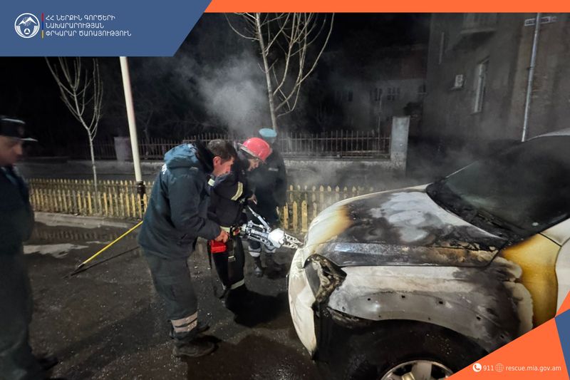Կապանում ավտոմեքենա է այրվել