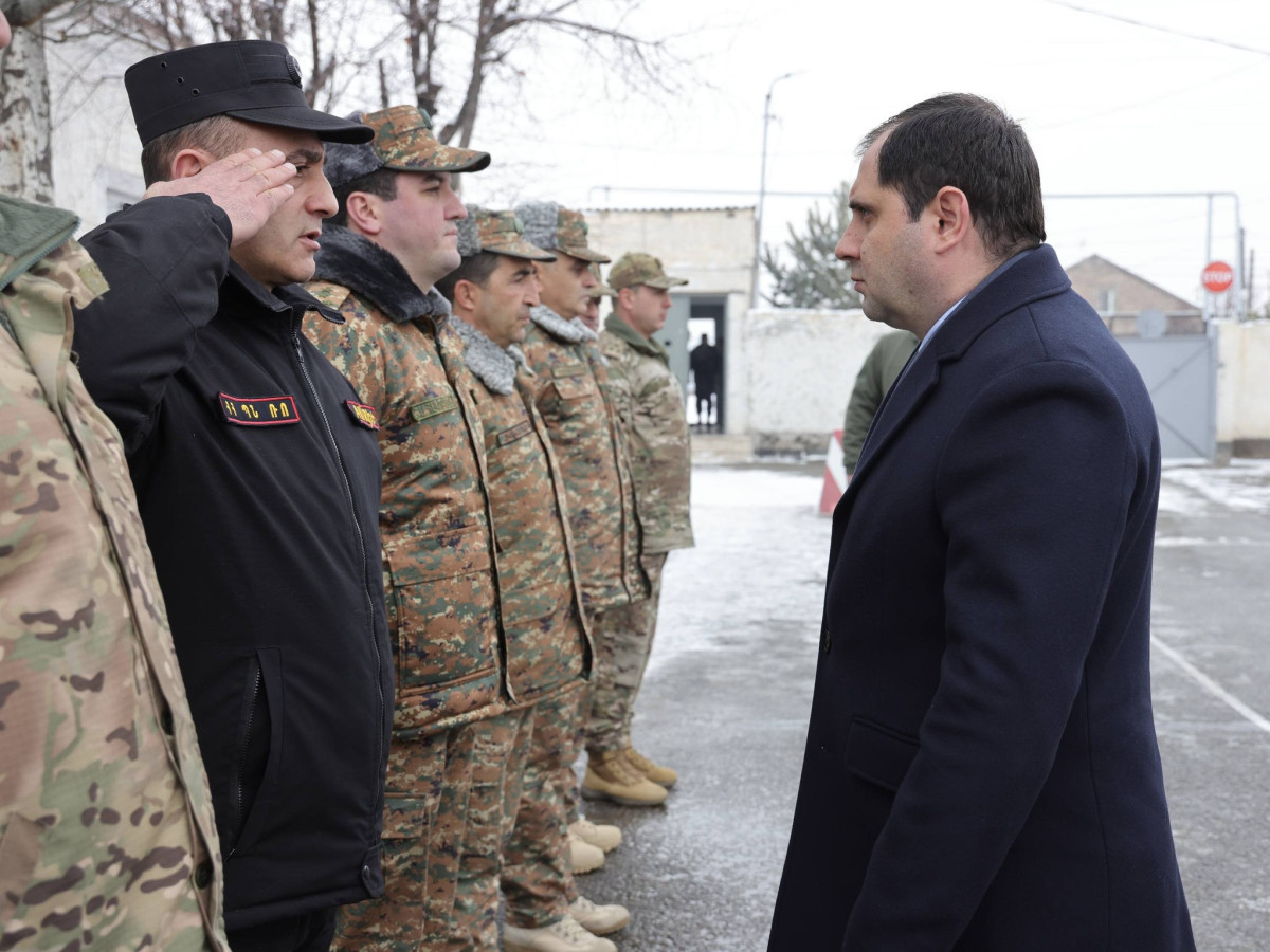 Սուրեն Պապիկյանը այցելել է ՊՆ զորամաս, ծանոթացել ծառայության և ուսումնական գործընթացի կազմակերպման պայմաններին