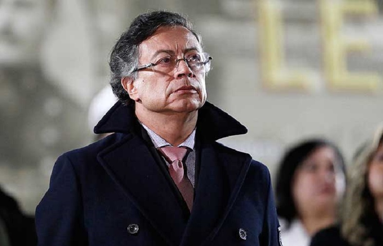 Colombia's leader says country is ready for dialogue with US, but also for guerrilla warfare