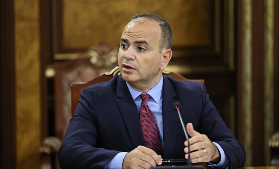 We had no information since Friday, and are currently unable to establish contact with our compatriots in Iran: Sinanyan