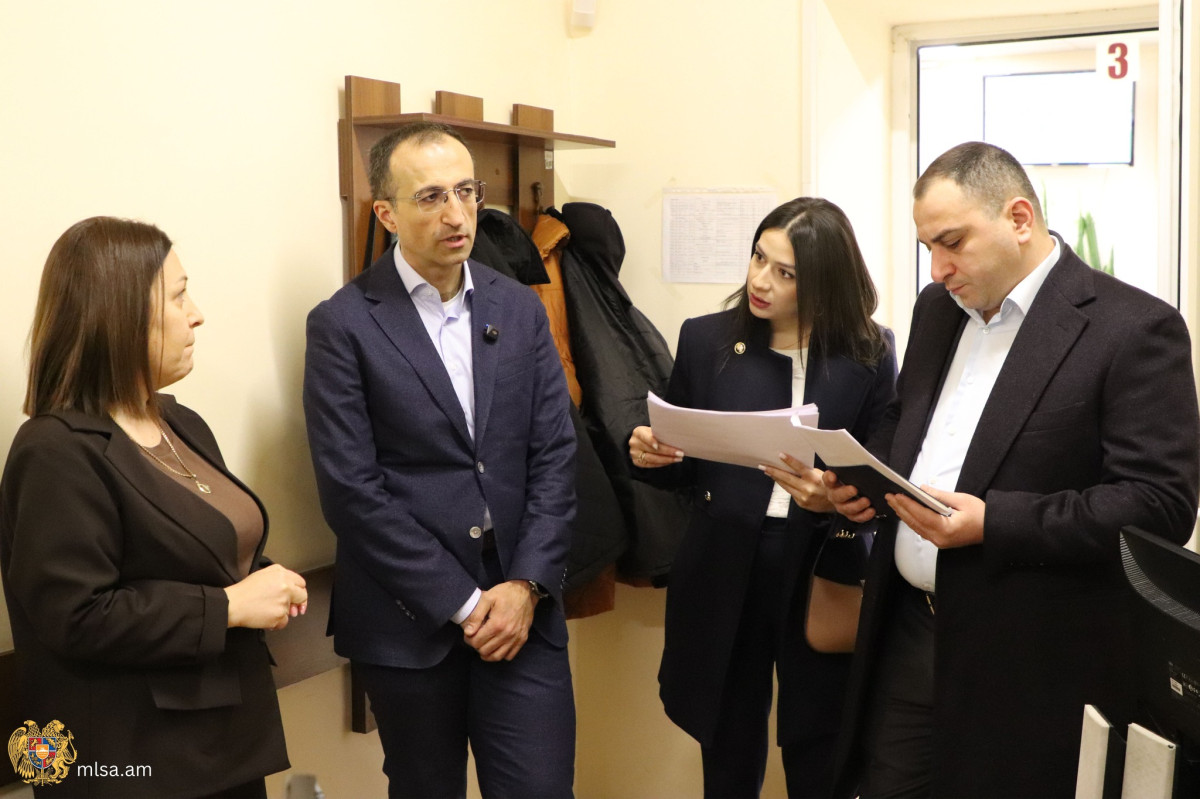 Արսեն Թորոսյանը ՄՍԾ Արարատի, Մասիսի, Արտաշատի և Վեդու տարածքային կենտրոններում հետևել է քաղաքացիներին մատուցվող ծառայություններին