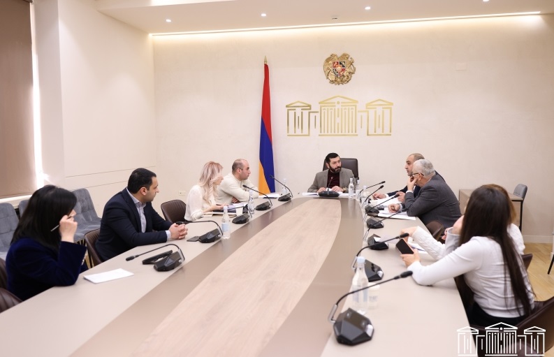 ԱԺ-ում քննարկվել է «Ազգային փոքրամասնությունների մասին» օրենսդրական նախաձեռնությունը