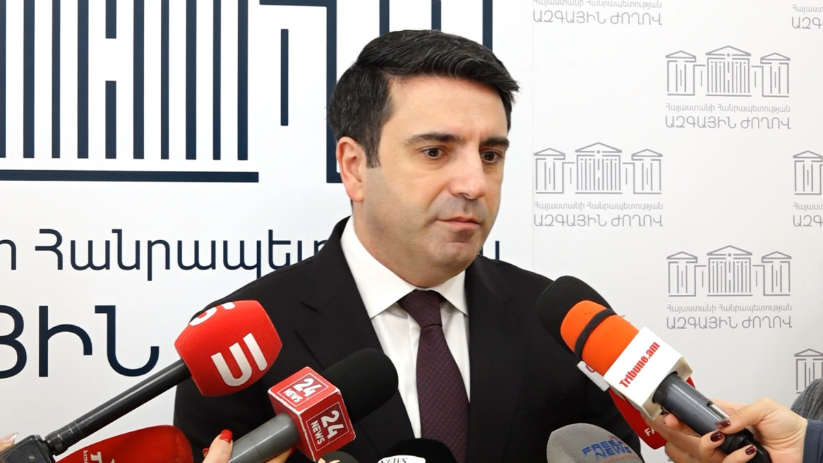 Ermənistan dost İran xalqına və dövlətinə qarşı heç vaxt heç bir addım atmayıb və atmayacaq: ER Parlamentinin sədri
