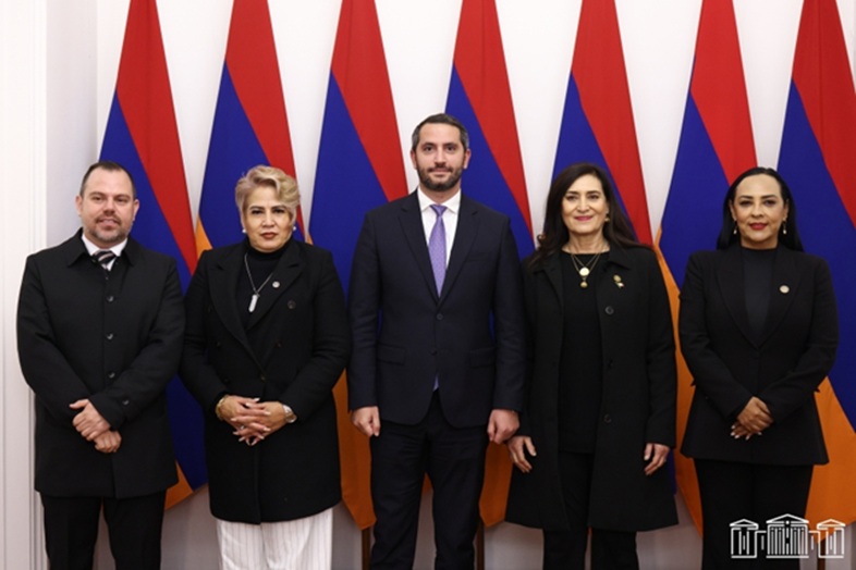 Ruben Rubinyan və Meksika Parlamentinin Ermənistanla Dostluq Qrupunun rəhbəri Latın Amerikasındakı inkişafları müzakirə etdilər