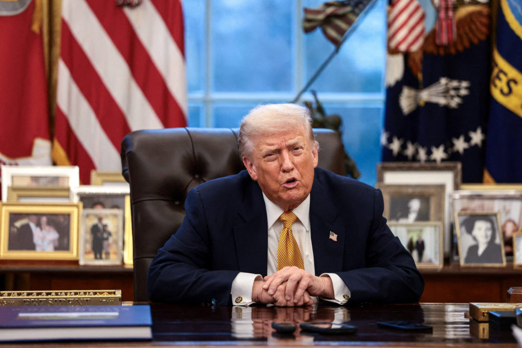 Trump threatens tariffs on countries selling oil to Cuba