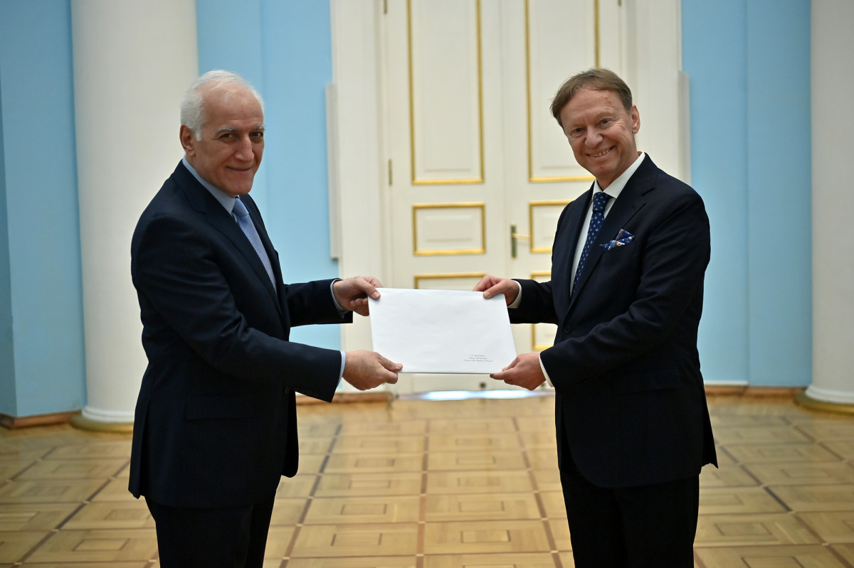 Ambassador of Bosnia and Herzegovina presented his credentials to President of Armenia