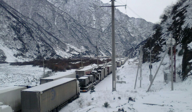 Ինչ իրավիճակ է Լարսի ճանապարհին