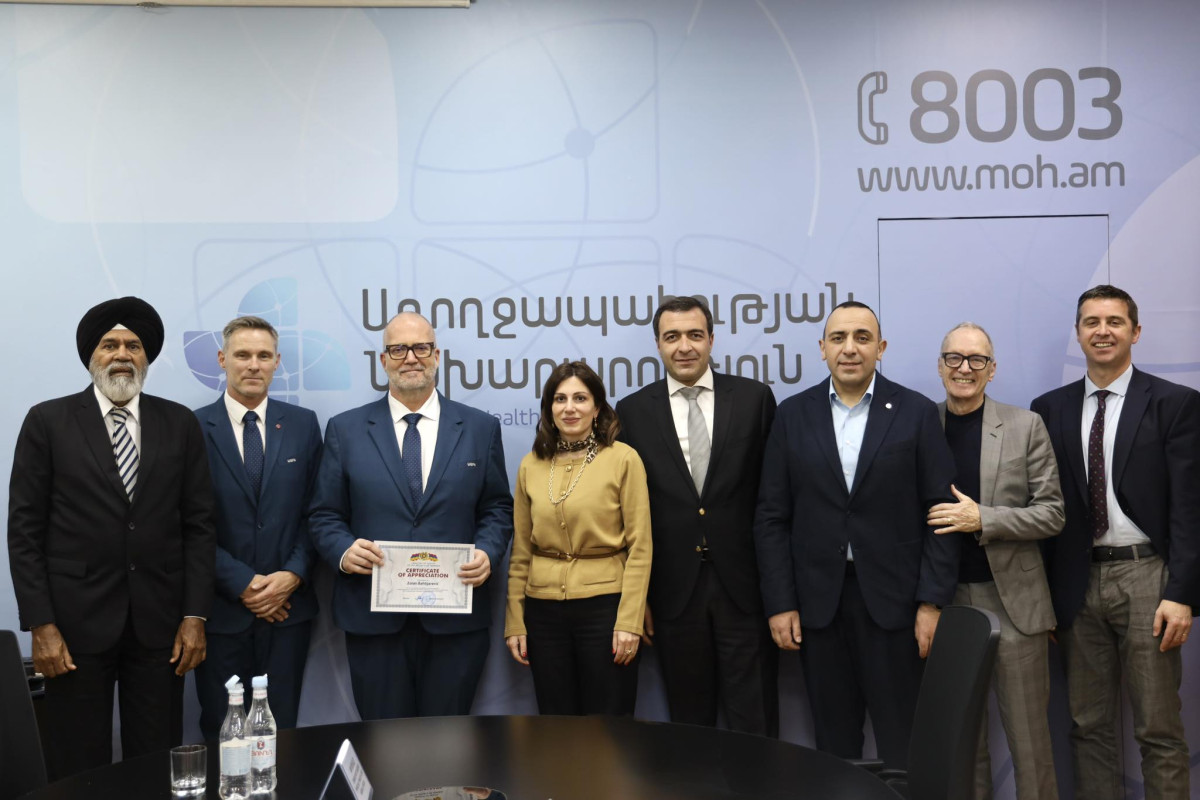 Հայաստանում առաջին անգամ մեկնարկել է ՈՒԵՖԱ-ի ֆուտբոլային բժիշկների կրթական ծրագիրը․ հանդիպում առողջապահության նախարարությունում