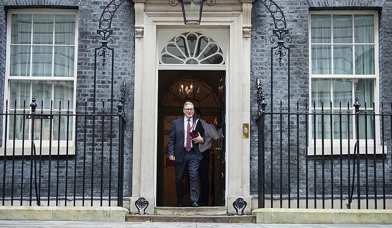 Starmer announces intention to remain as British Prime Minister