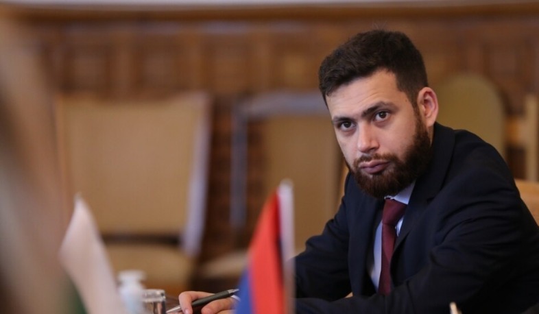 Vahan Kostanyan Ermənistan və Azərbaycan vətəndaş cəmiyyətinin nümayəndələri ilə görüşüb